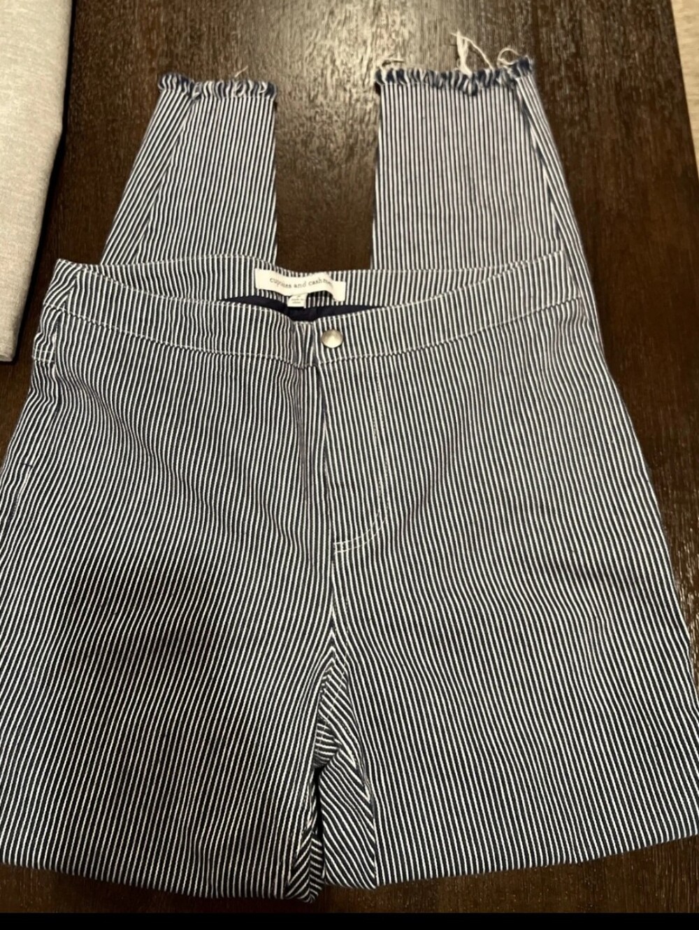 cupcakes & cashmere Size S Navy and White Striped Ankle Jeans